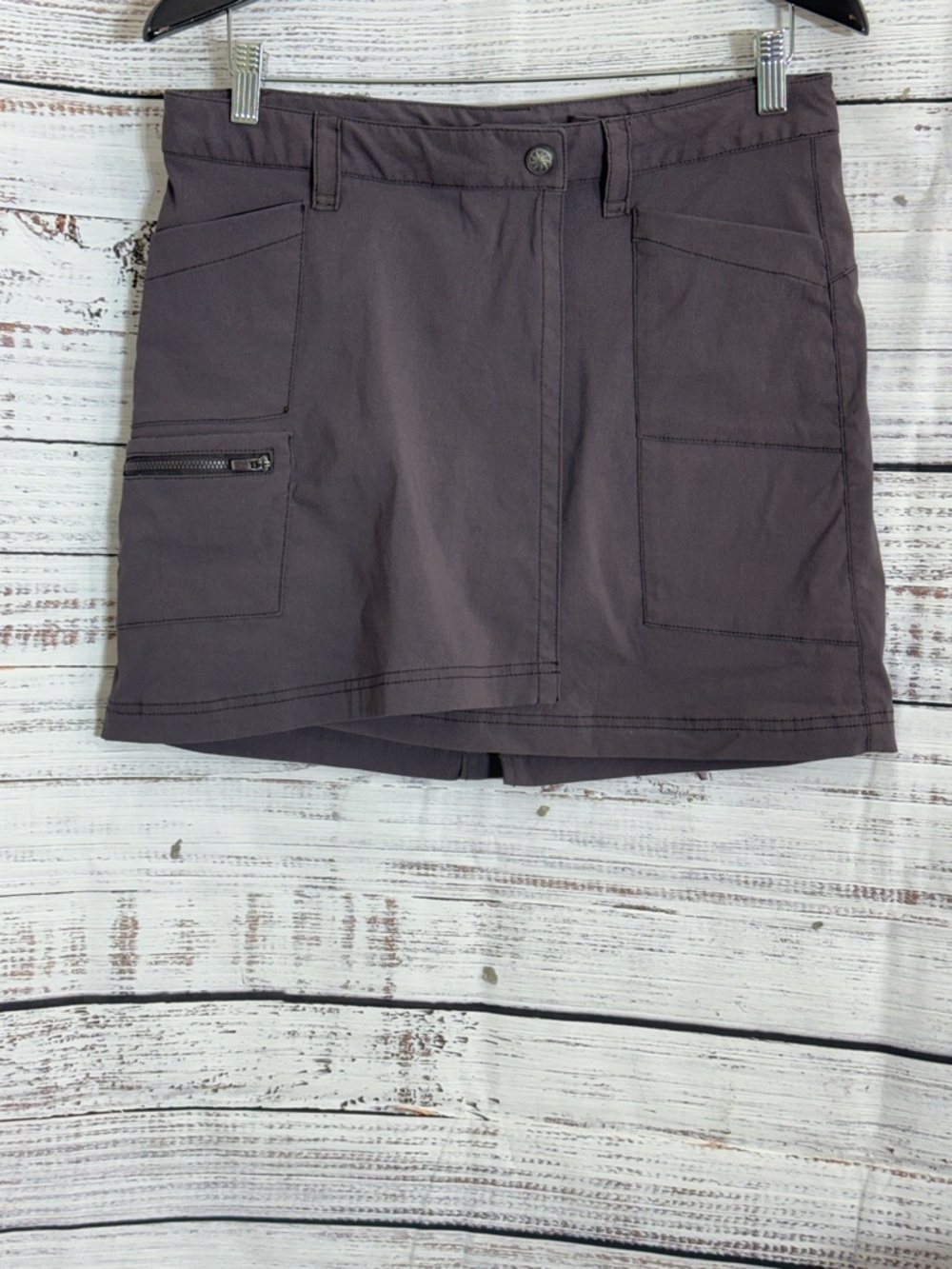 Athleta skort Womens Size‎ 6 skirt outdoors cargo Purple pockets golf tennis